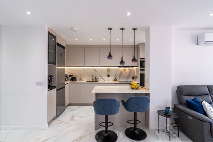 Image No.7-3 Bed Apartment for sale