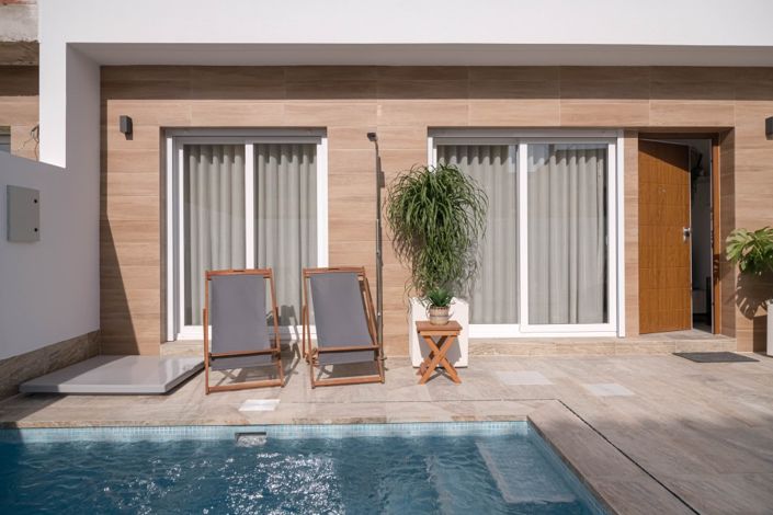 Image No.1-3 Bed Townhouse for sale