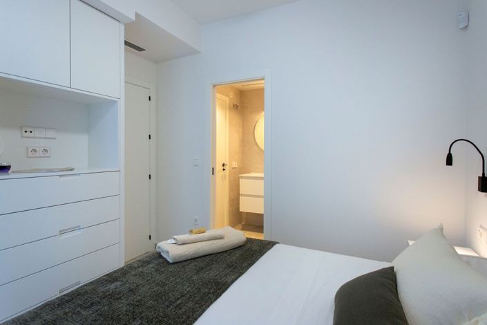 Image No.15-3 Bed Townhouse for sale