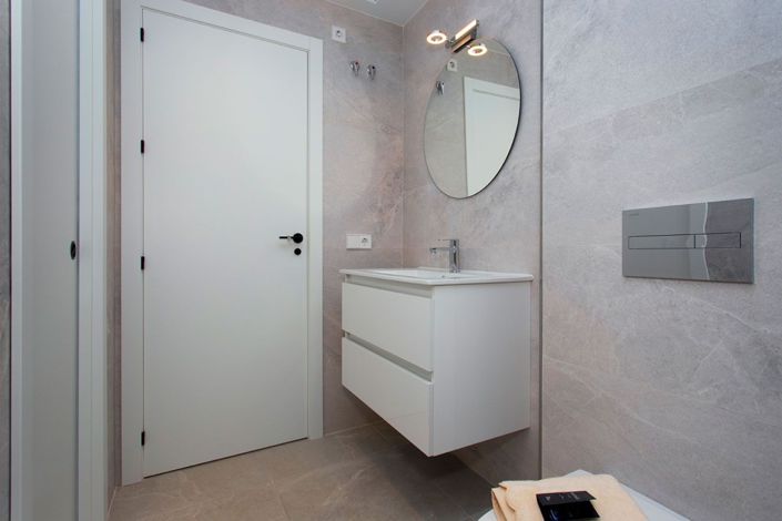 Image No.16-3 Bed Townhouse for sale