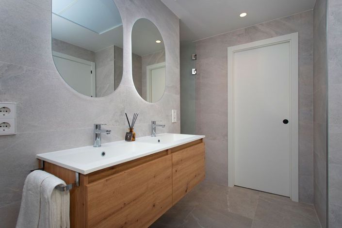 Image No.20-3 Bed Townhouse for sale