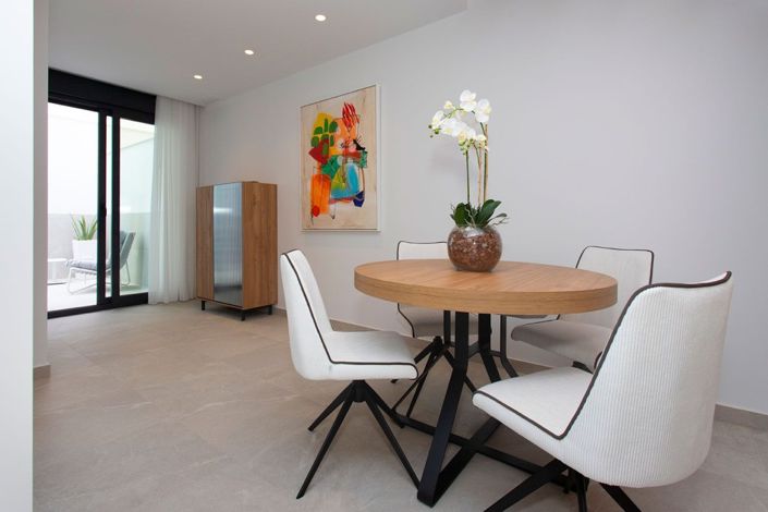 Image No.7-3 Bed Townhouse for sale