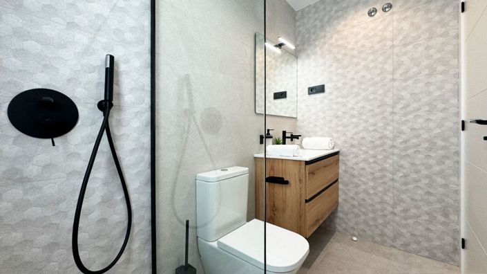 Image No.20-3 Bed Villa for sale