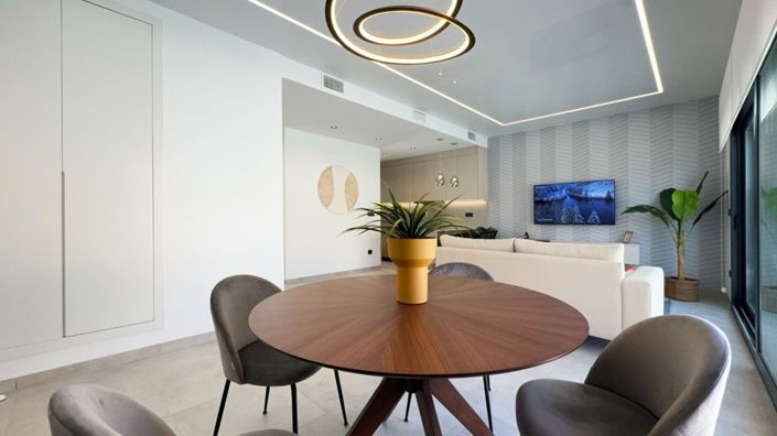 Image No.7-3 Bed Villa for sale