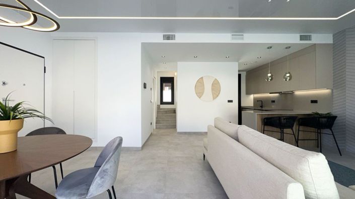 Image No.8-3 Bed Villa for sale