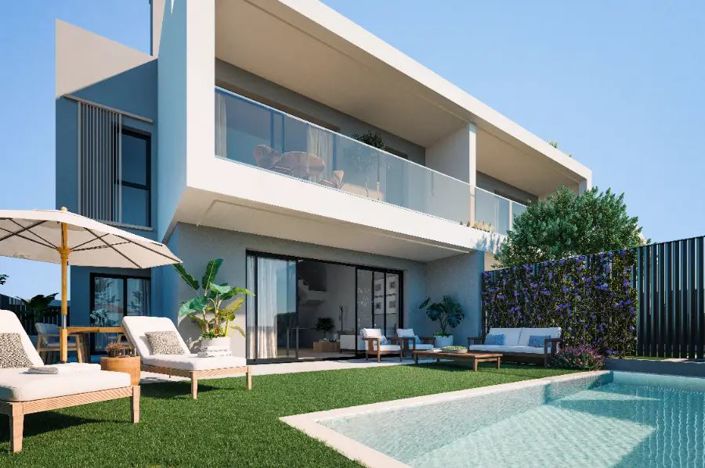 Image No.2-4 Bed Villa for sale