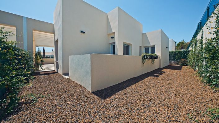 Image No.10-3 Bed Villa for sale