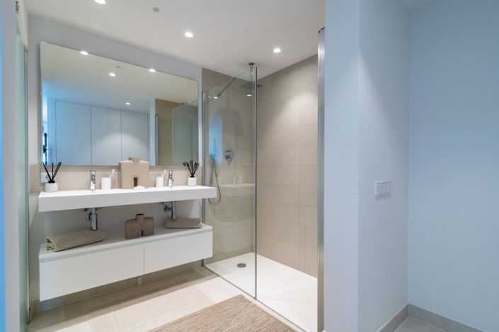 Image No.18-2 Bed Apartment for sale