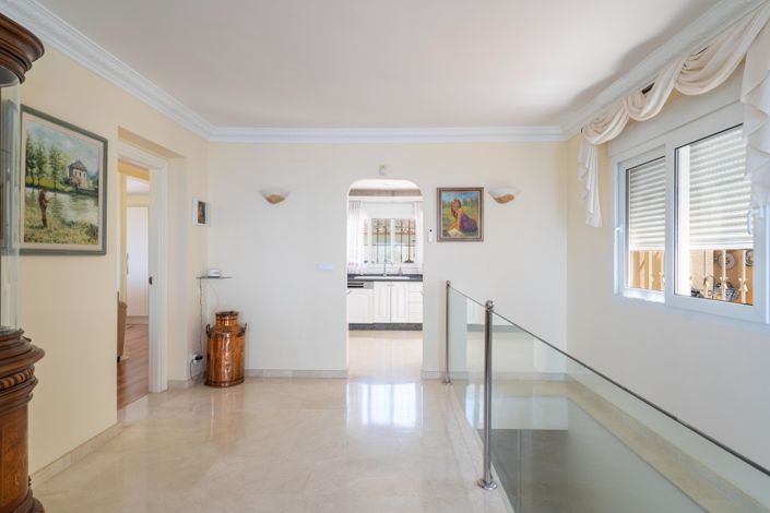 Image No.26-5 Bed Villa for sale