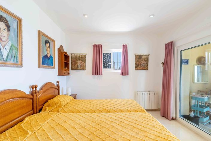 Image No.43-5 Bed Villa for sale