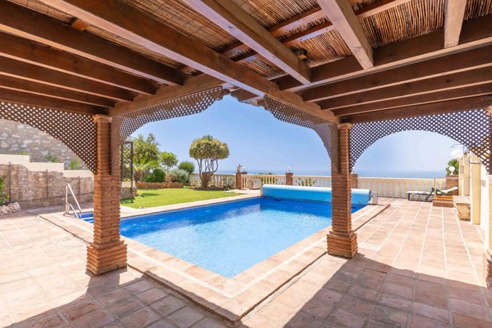 Image No.54-5 Bed Villa for sale