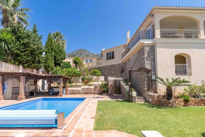 Image No.58-5 Bed Villa for sale