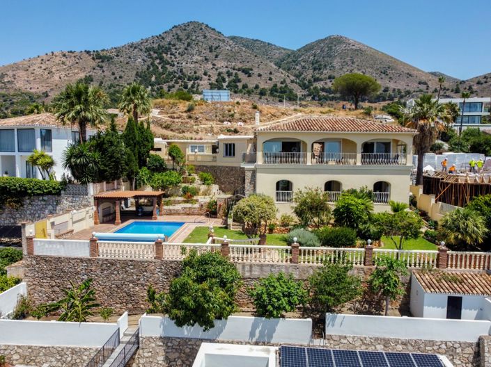 Image No.66-5 Bed Villa for sale