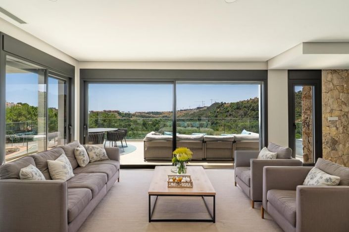 Image No.2-3 Bed Property for sale