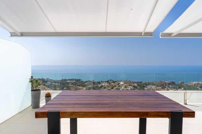 Image No.15-3 Bed Property for sale