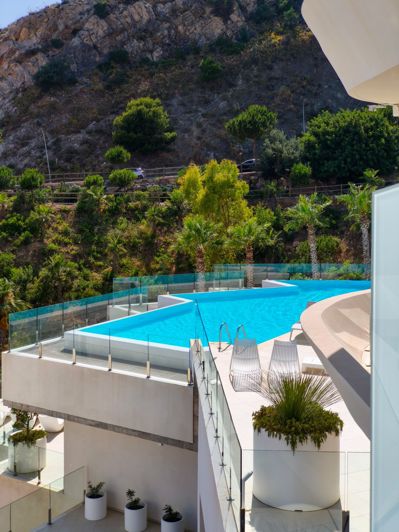 Image No.36-3 Bed Property for sale