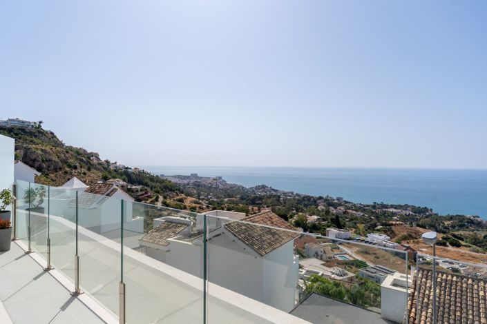 Image No.7-3 Bed Property for sale