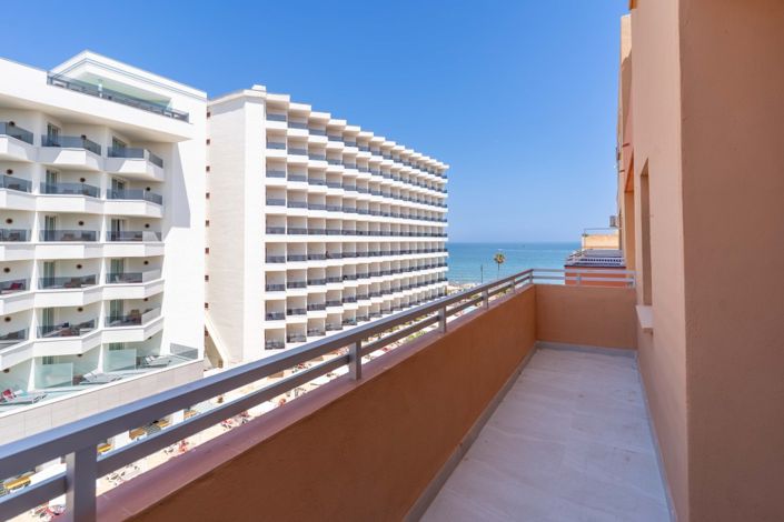 Image No.19-3 Bed Apartment for sale