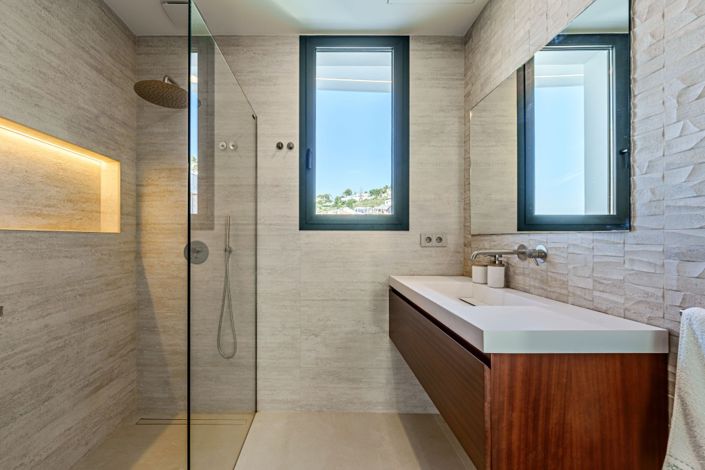 Image No.34-4 Bed Villa for sale