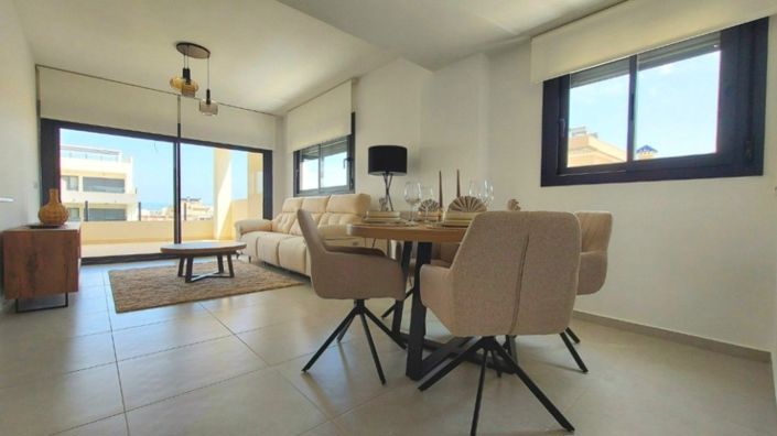 Image No.10-3 Bed Apartment for sale