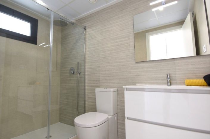 Image No.14-3 Bed Apartment for sale