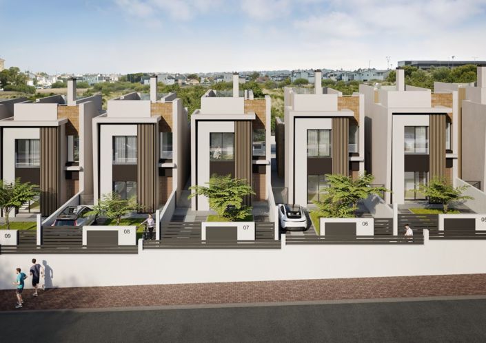 Image No.12-3 Bed Townhouse for sale