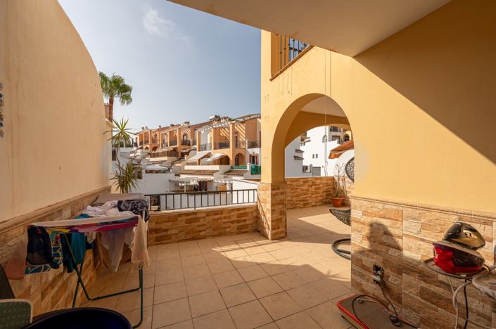 Image No.19-3 Bed Property for sale