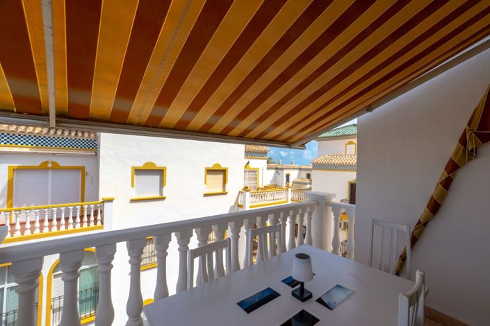 Image No.12-3 Bed Property for sale