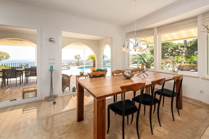 Image No.30-4 Bed Villa for sale