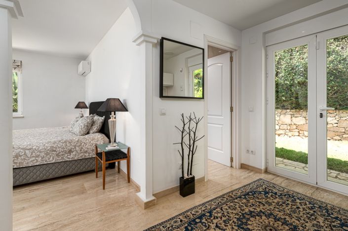 Image No.34-4 Bed Villa for sale