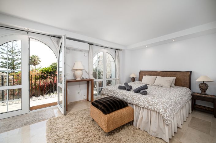 Image No.45-4 Bed Villa for sale