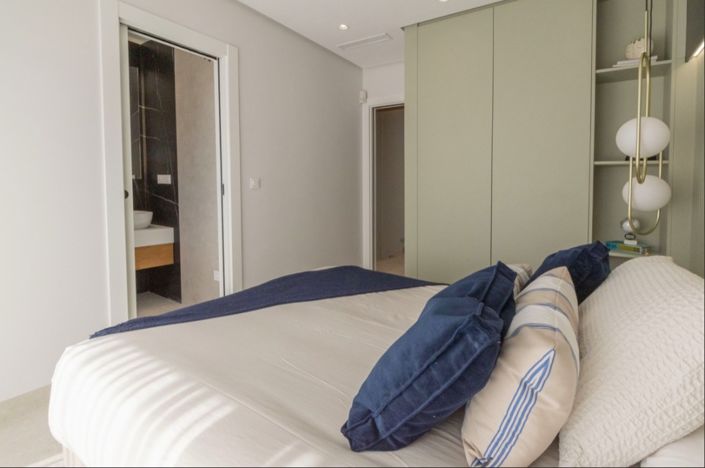 Image No.34-4 Bed Villa for sale