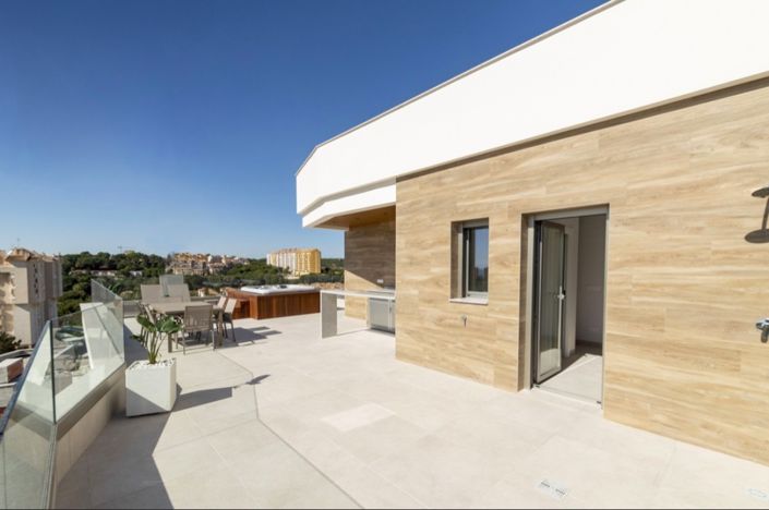 Image No.39-4 Bed Villa for sale