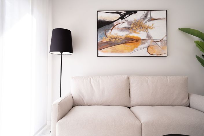 Image No.12-3 Bed Property for sale