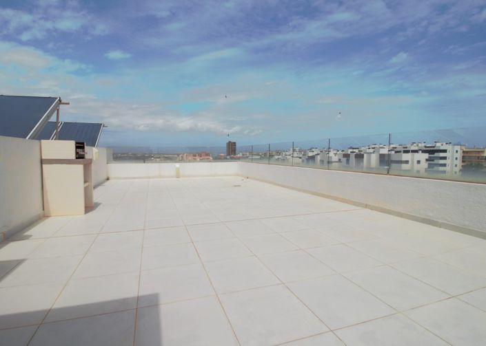 Image No.20-2 Bed Property for sale