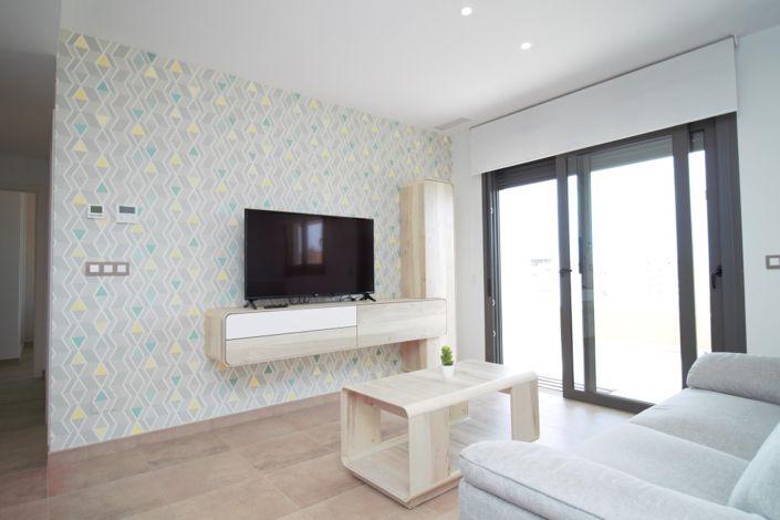 Image No.4-2 Bed Property for sale