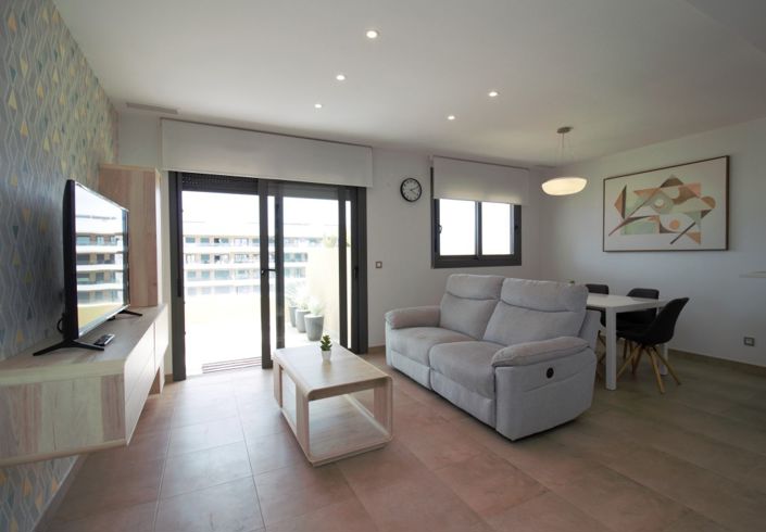 Image No.6-2 Bed Property for sale