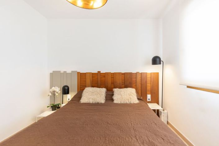 Image No.10-3 Bed Apartment for sale