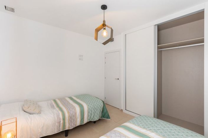 Image No.14-3 Bed Apartment for sale