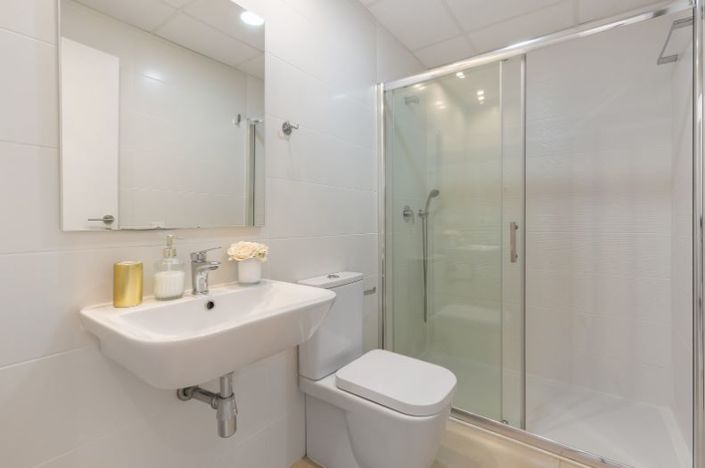 Image No.15-3 Bed Apartment for sale