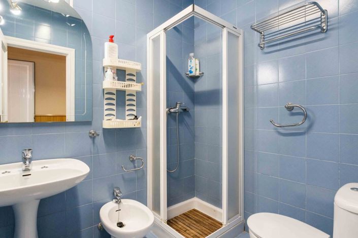 Image No.14-5 Bed Villa for sale