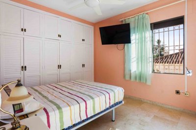 bzpaap115052860121024v0abe2