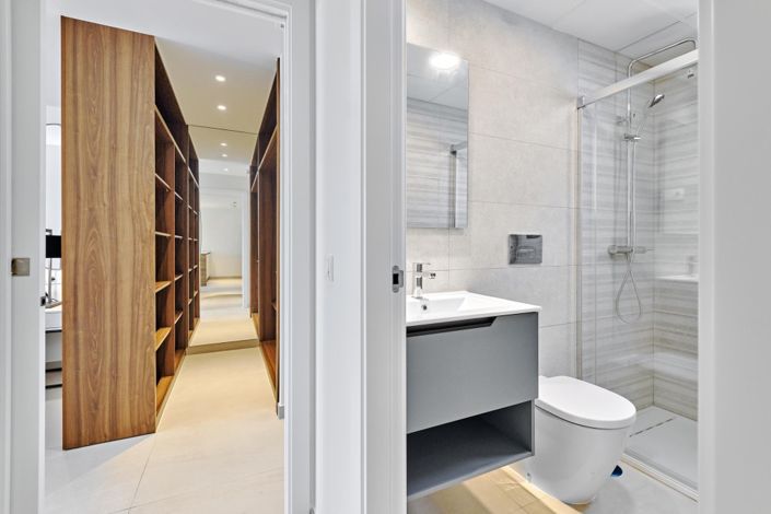 Image No.25-2 Bed Property for sale