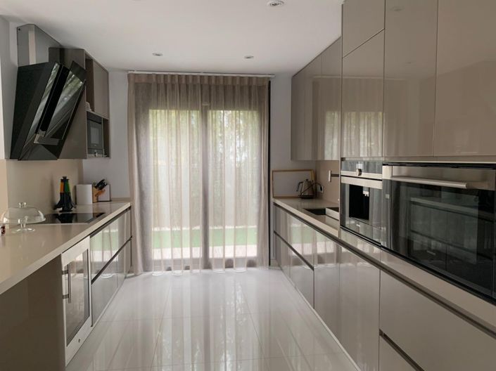 Image No.9-4 Bed Villa for sale