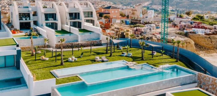 Image No.22-4 Bed Property for sale