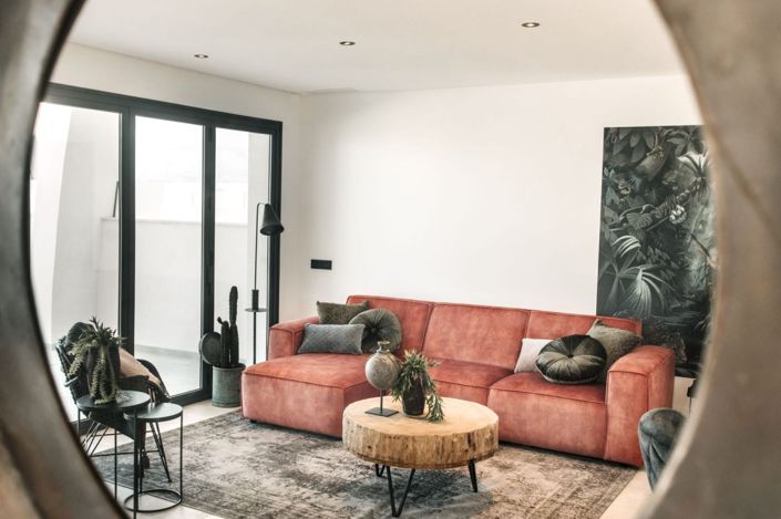 Image No.4-4 Bed Property for sale