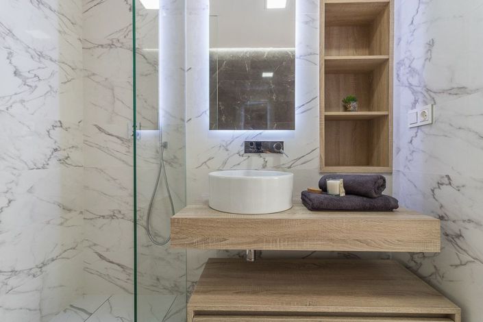 Image No.42-3 Bed Property for sale