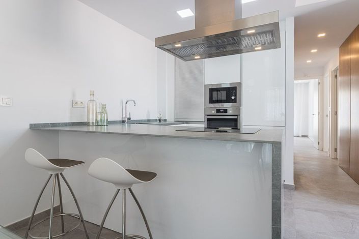 Image No.47-3 Bed Property for sale