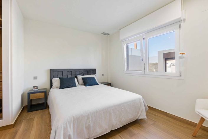 Image No.16-3 Bed Villa for sale