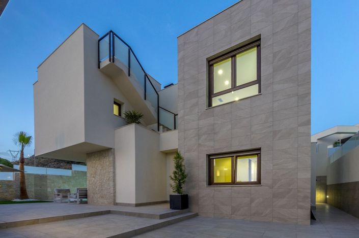 Image No.34-3 Bed Villa for sale